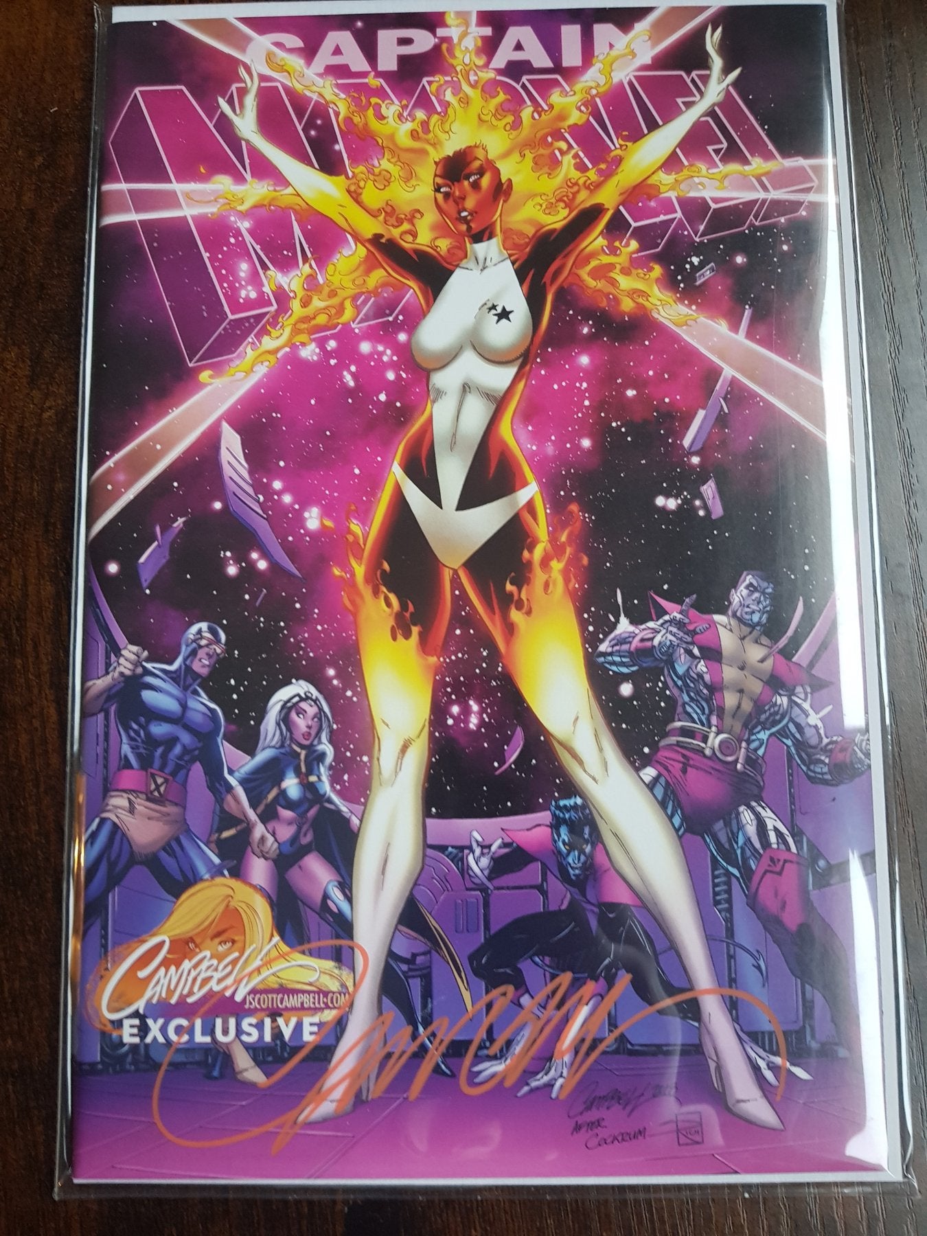 Captain Marvel #1D Signed by J.Scott Campbell !